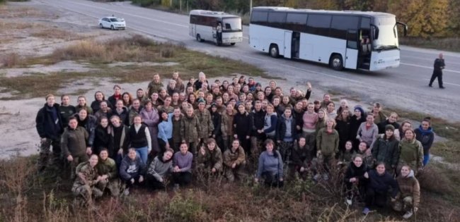 Пекло бомбардувань Маріуполя і 188 діб знущань у полоні витримала медсестра Олена Бійовська з Волині