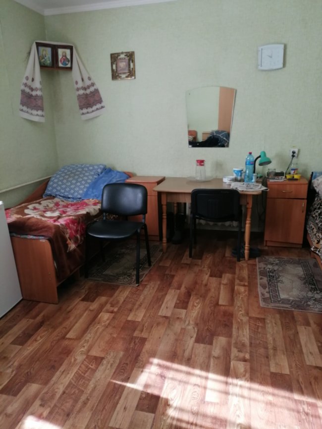 Бібліотека, ставок, емальований посуд: на Волині проінспектували соціальний терцентр. ФОТО