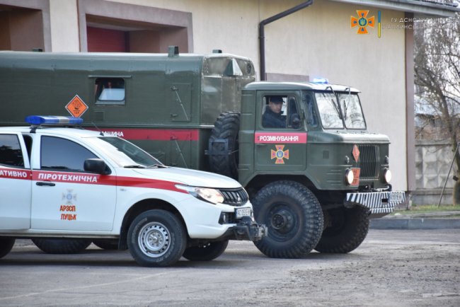 Волинські піротехніки вирушили розчищати Чернігівщину від вибухонебезпечних предметів