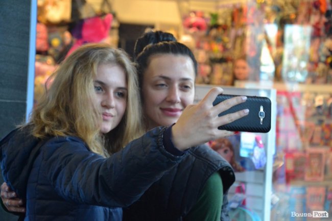 Автограф-сесія Сергія Бабкіна у Луцьку. ФОТО