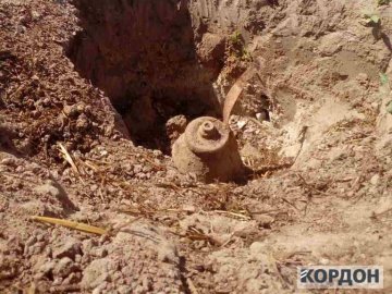 Біля волинського села знайшли авіабомбу