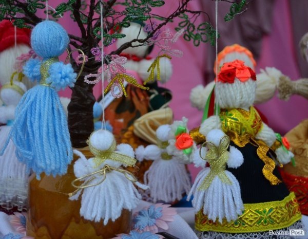 У центрі Луцька – виставка талантів зі всієї області. ФОТО 