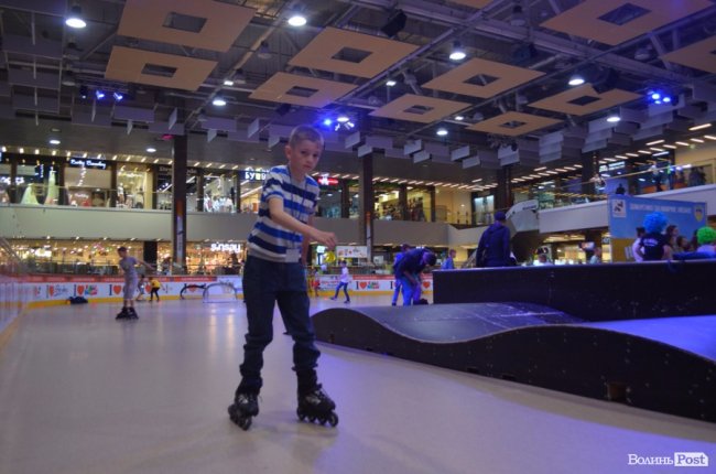 Діти наших Героїв: у «ПортСity» розважали дітей волинських атовців