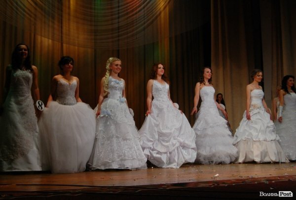 У Луцьку обрали найвродливішу студентку