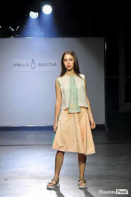 Свято краси і моди: як мийку в Луцьку перетворили на модний подіум