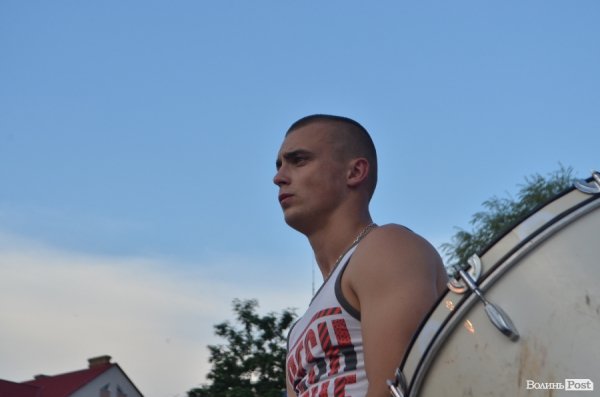 «Волинь» – «Шахтар»: як лучани вболівали на «Авангарді». ФОТО