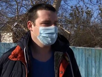 Під Києвом випадковий свідок пожежі врятував із вогню двох дітей, але сам отримав травми. ВІДЕО