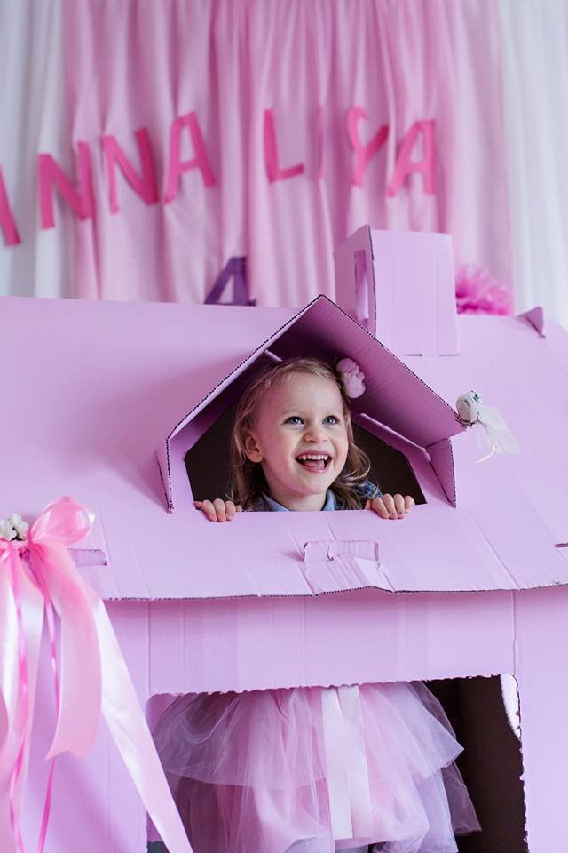 Заклад, де виховують лідерів: як у Луцьку працює унікальний дитячий центр розвитку «Світлинка»*