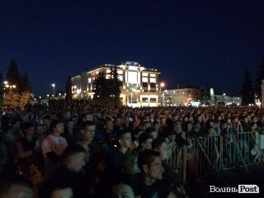 Як лучани вболівали за збірну України. ФОТО. ВІДЕО