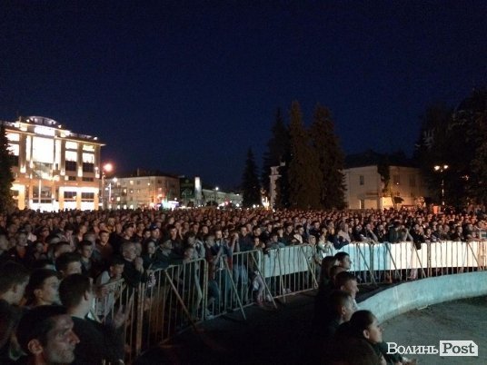 Як лучани вболівали за збірну України. ФОТО. ВІДЕО