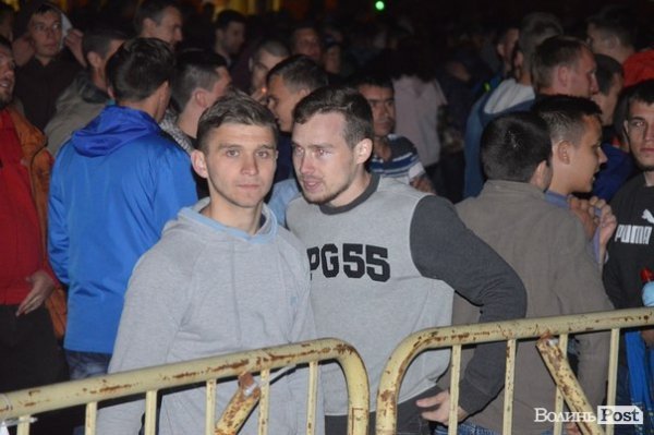 Як лучани вболівали за збірну України. ФОТО. ВІДЕО