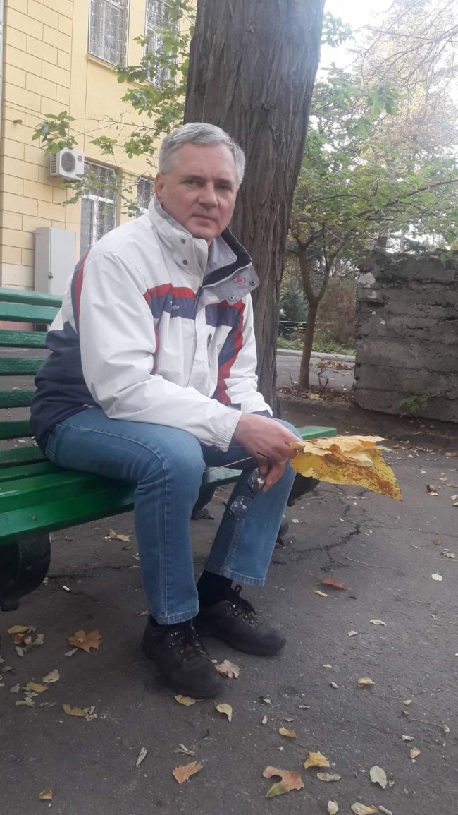 Повністю втратив зір: чоловік журналістки, яка родом з Волині, потребує дороговартісної операції