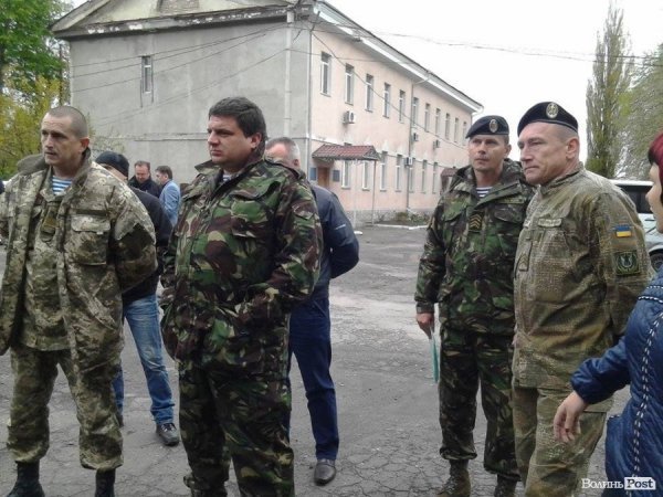 Волинянка відібрала житло чоловіка, поки той був на війні. ФОТО
