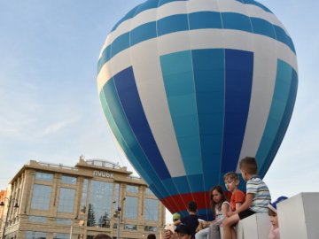 Свята та вихідні у червні: скільки будемо відпочивати 
