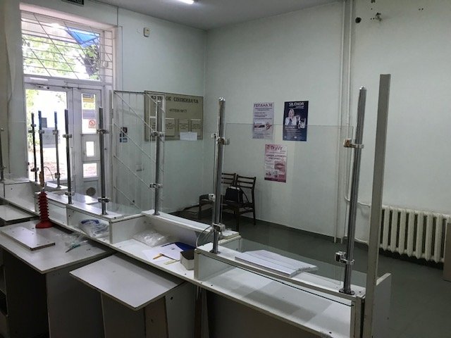 У Луцьку за 1,6 мільйона продали приміщення колишньої аптеки 