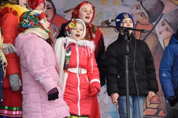 Розпочався міжнародний етно-фестиваль «Різдво у Луцьку»