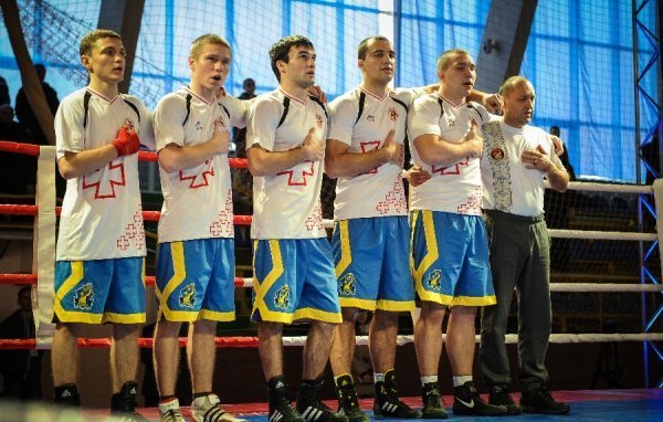 У Луцьку професійні боксери України й Польщі провели  поєдинки. ФОТО*