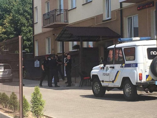 У Луцьку на вулиці затримали чоловіка з ножем, який перебуває на обліку у психлікарні