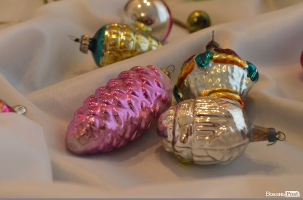 У Луцьку - виставка радянських ялинкових прикрас. ФОТО