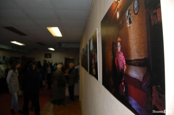 У Луцьку - кіно та фотовиставка про проблеми ромів. ФОТО