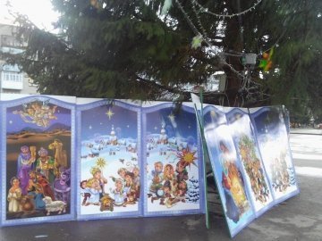 У Володимирі-Волинському продовжується  «новорічний» вандалізм