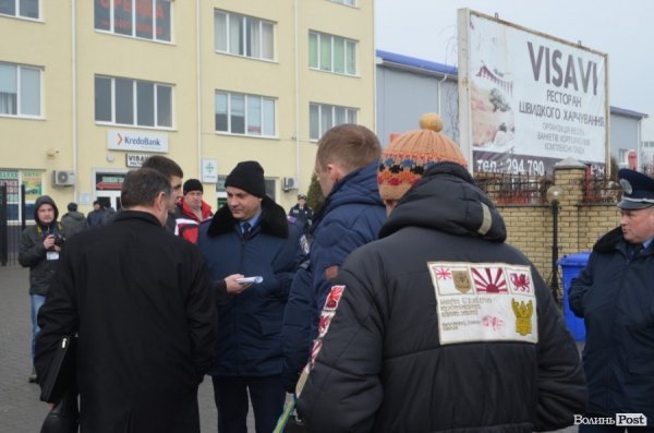 Активісти луцького Майдану попросили в Євросоюзу санкцій проти «репресантів». ФОТО