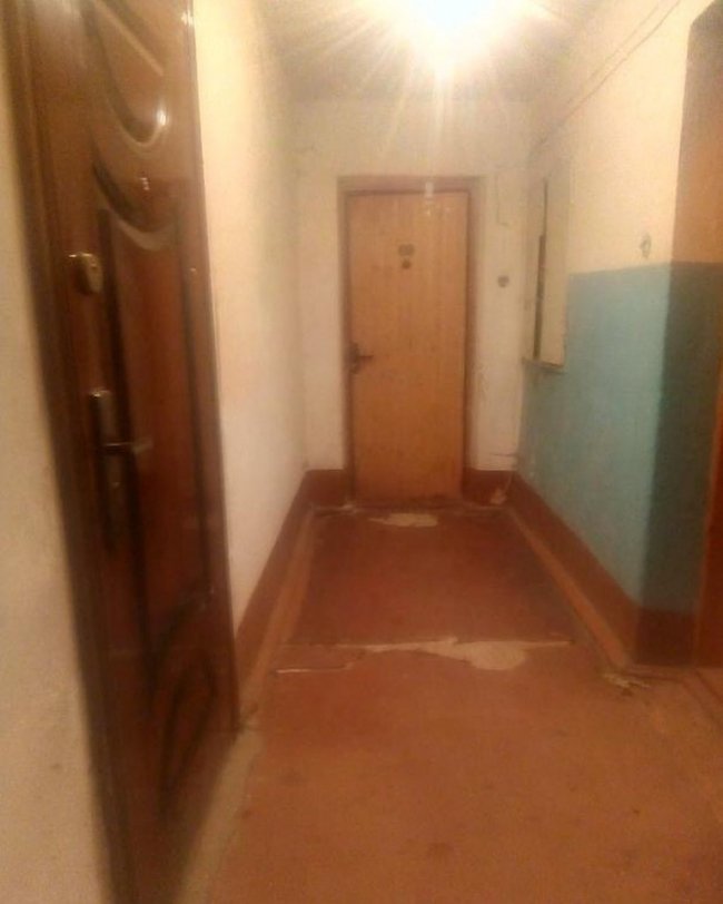 Сморід був страшенний: у місті на Волині кілька днів з квартири не могли вивезти труп чоловіка