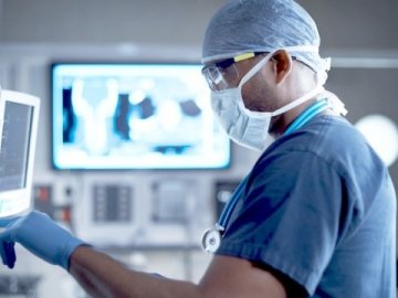 Понад 9 тис. одужали: 2 817 українців захворіли на коронавірус за добу