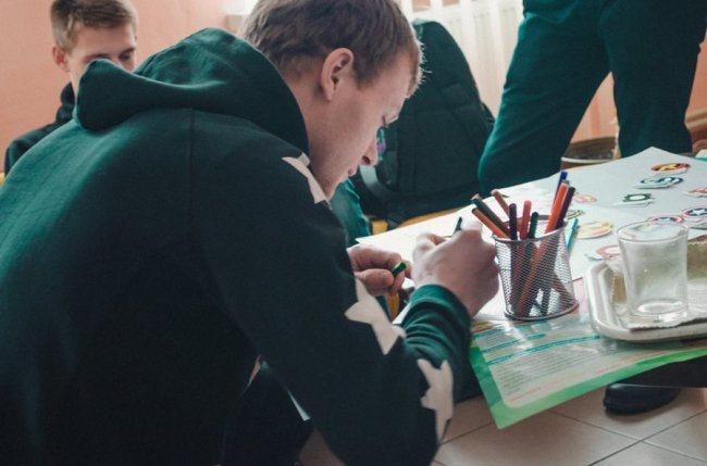 У Луцьку десятки небайдужих здали кров для військового госпіталю