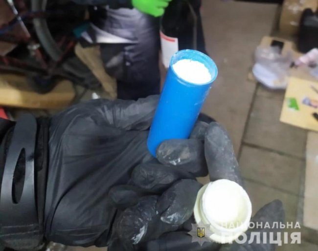 Затримали  групу наркоділків з Луцька, які виготовляли та збували амфетамін