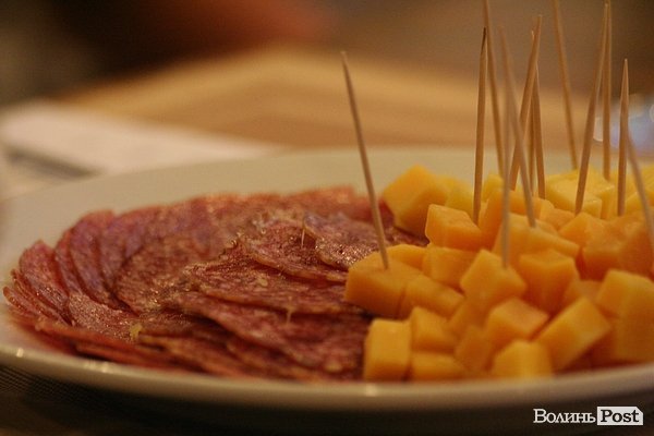 У Луцьку винороб презентував французькі вина. ФОТО