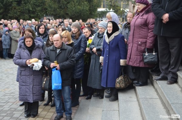 У Луцьку прощалися із двома загиблими бійцями АТО. ФОТО