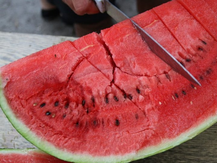 Ціни на кавуни в Україні продовжують знижуватися