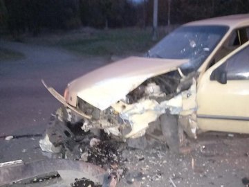 У Ковелі – ДТП: біля садівничого масиву зіштовхнулись два автомобілі. ФОТО