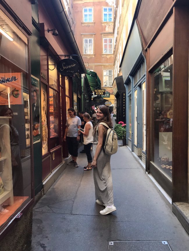 Лучанка розповіла, які три речі треба зробити у Відні