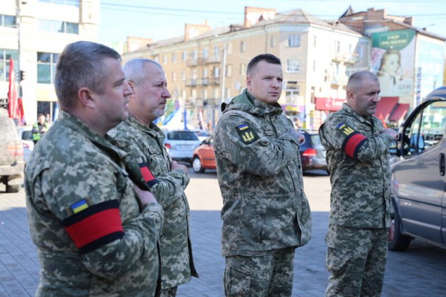 Луцька громада у жалобі: в останню дорогу провели Героя Артура Задоянного