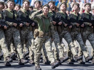 Журналісток, перекладачок та фінансисток ставитимуть на військовий облік. ПЕРЕЛІК ПРОФЕСІЙ
