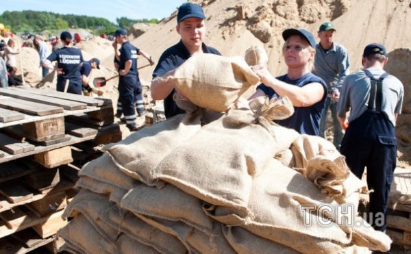 Німеччина оговтується від повеней. ФОТО