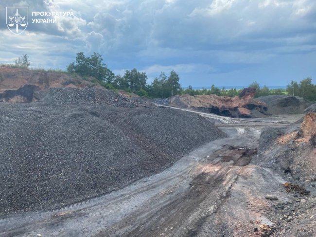 Львівська фірма вкрала на Волині 105 тисяч тонн корисних копалин