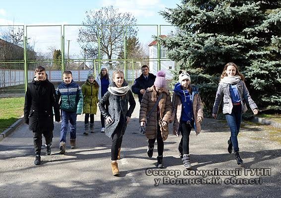 Луцькі школярі ознайомились з роботою поліцейських. ФОТО. ВІДЕО