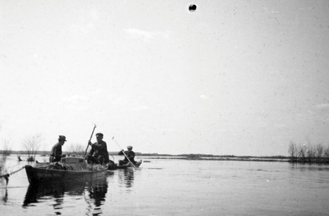 Дітлахи, рибалки та човни: волинське Полісся на фото аргентинки