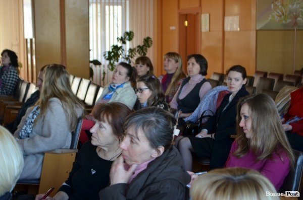 Як у Луцьку жінок вчать рятувати людей на війні. ФОТО