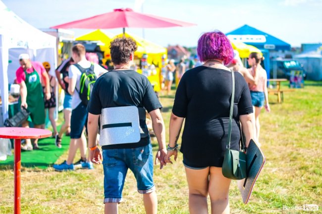 «Шикидим», лірика і вибуховий «O.Torvald»: перший день «Бандерштату». ФОТО