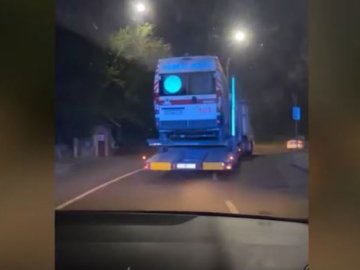 У Луцьку допомогли водієві, що доставляв карети «швидкої» і заблукав 