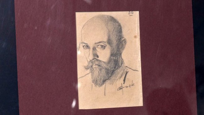 Зброя, однострої, листівки: у луцькому музеї відкрили виставку, присвячену УПА. ВІДЕО