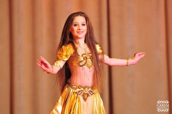 У Луцьку вперше пройшов міжнародний чемпіонат зі східного танцю. ФОТО