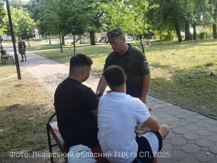 З 1 вересня представники ТЦК зобов'язані фіксувати свою роботу на бодікамери