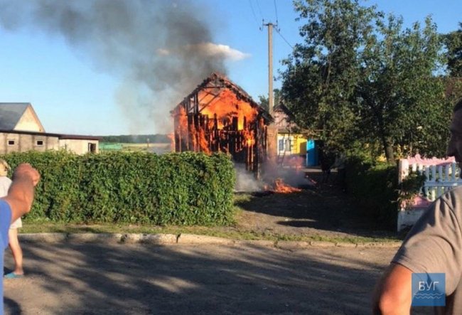 У селі на Волині  згорів хлів з сіном. ФОТО