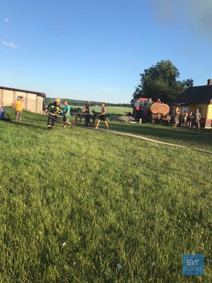 У селі на Волині  згорів хлів з сіном. ФОТО