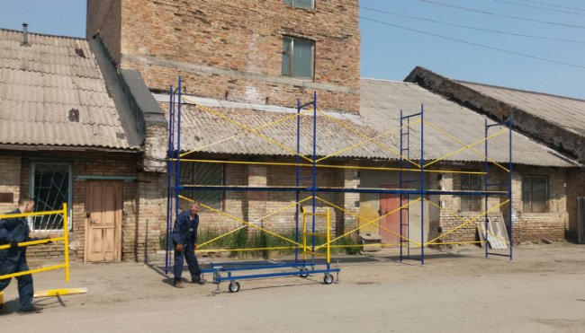 Будівельні риштування: особливості конструкції*